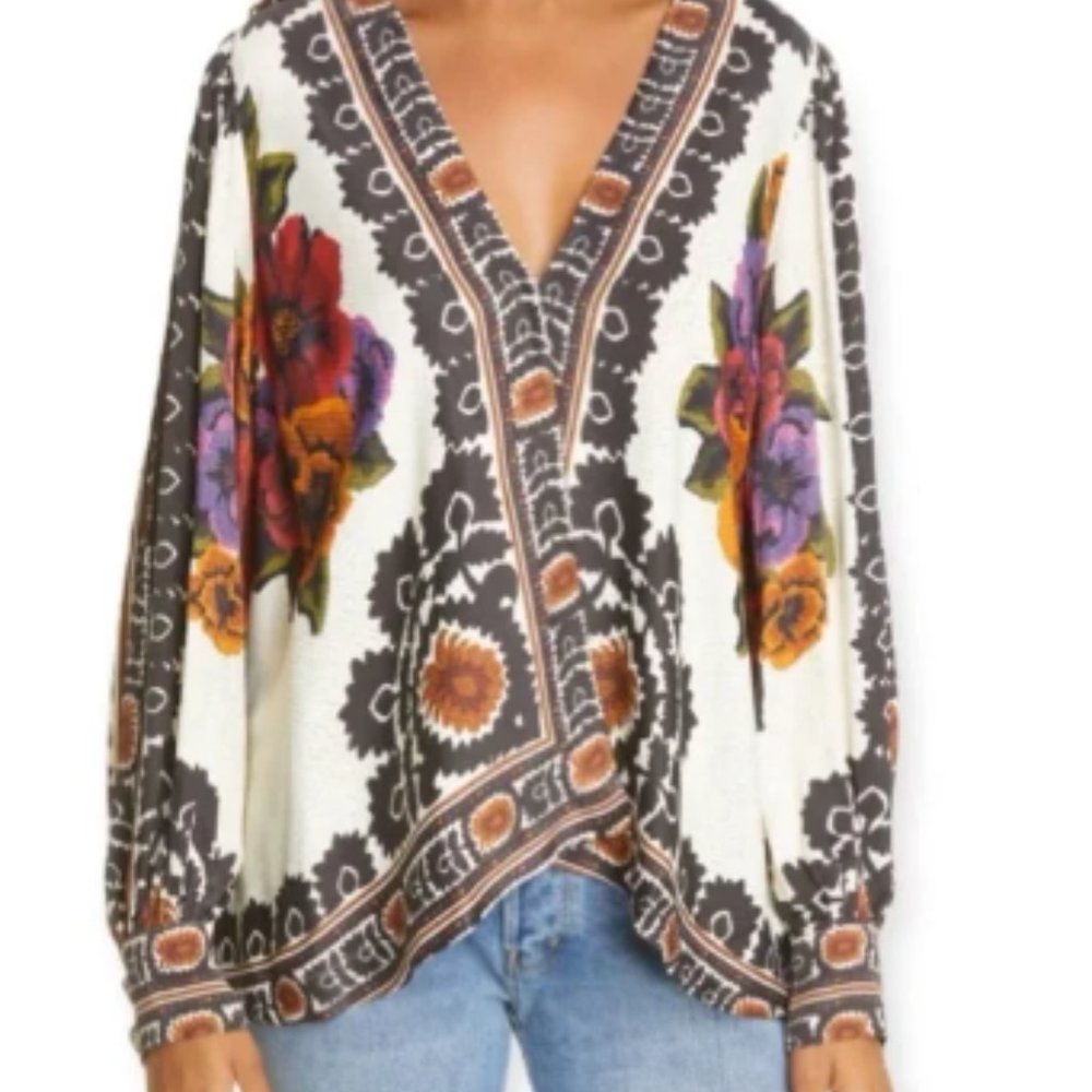 FARM Rio Flower Tapestry Blouse - Picture 4 of 15